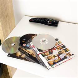 DVD fickor med ringpärmshål för DVD förvaring – 100 st.
